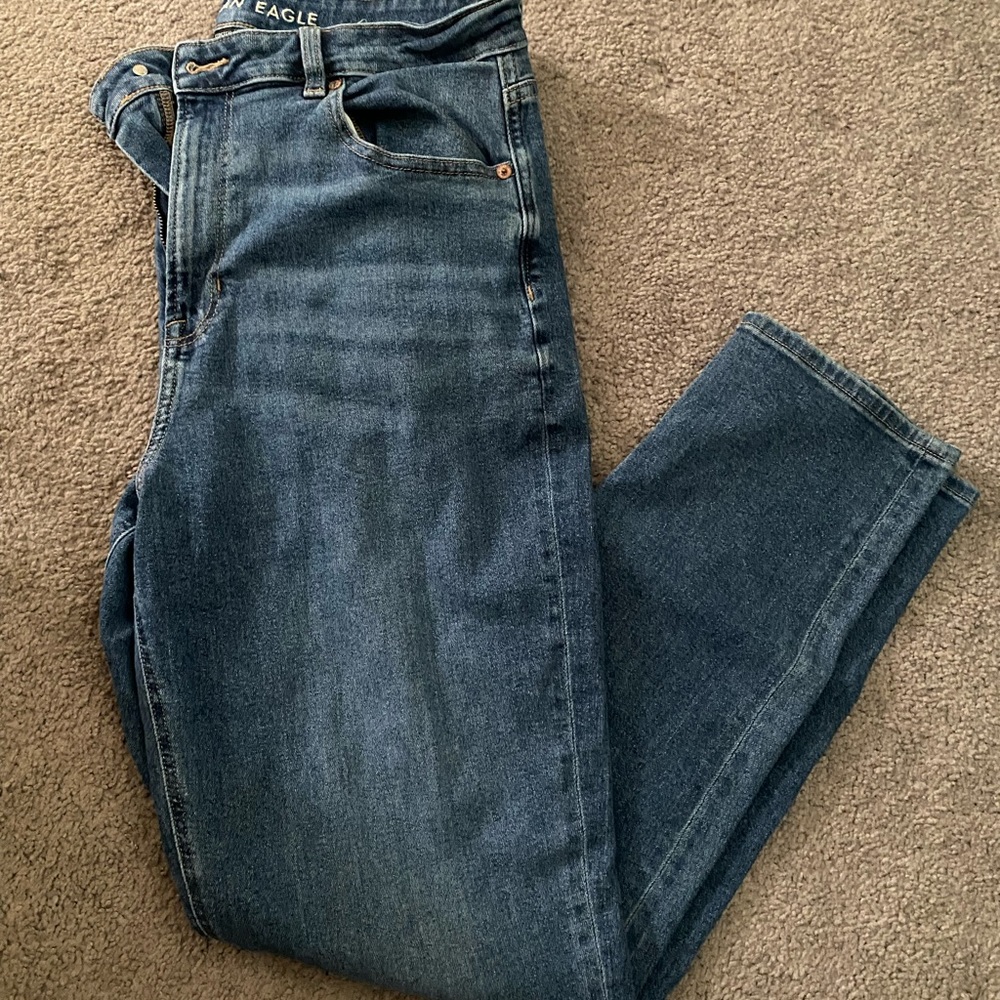 AE MOM jeans